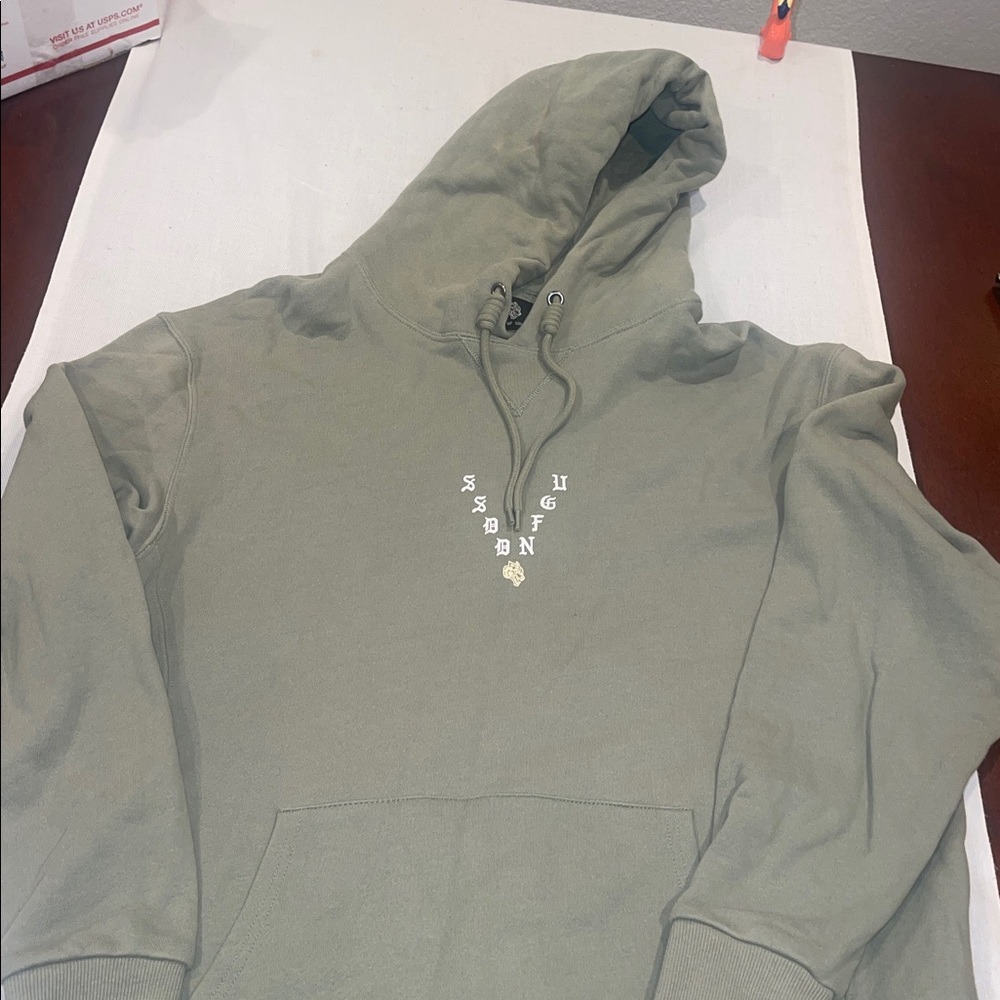 3012100 DARC SPORT X WISH YOU WERE HERE “REBORN” MOTH HOODIE SZ M